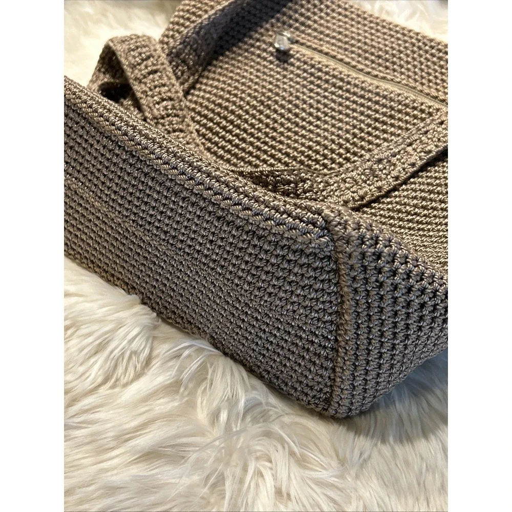The Sak Crochet Shoulder Bag Purse Lined Taupe Brown Double Handle
